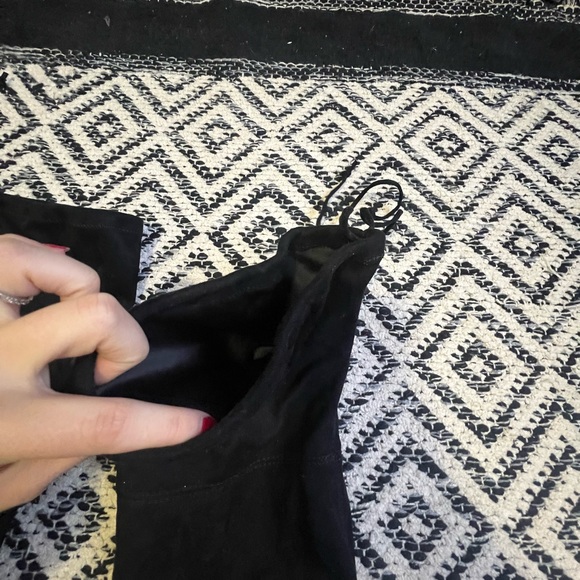 Size 7 fit like 7.5 over the knee boots - Picture 6 of 7